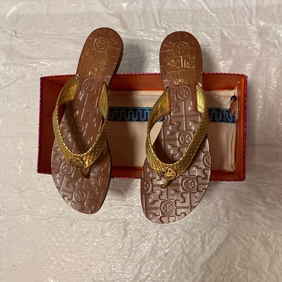 Tory Burch Gold Snake-print Leather Upper Flip Flop Sandals - Picture 4 of 7